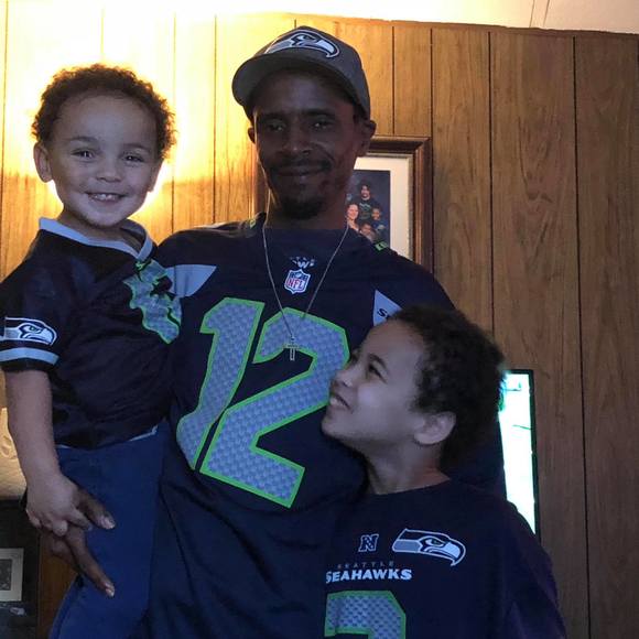 Meet your Posher, Ernest - Picture 1 of 1